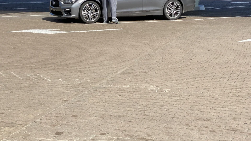 Infiniti Q50 3.7 silver sport 3