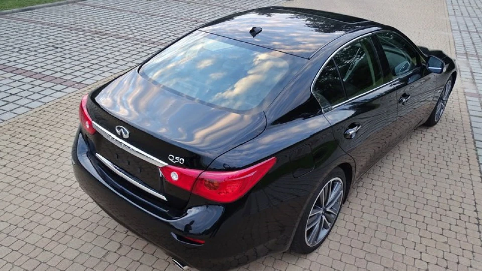 Infiniti Q50 3.7 3