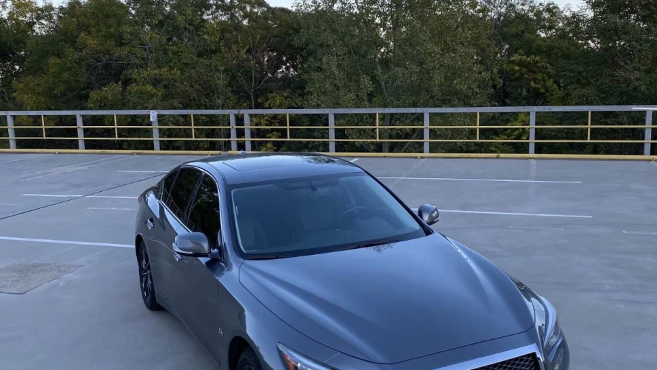 Infiniti Q50 Premium 4