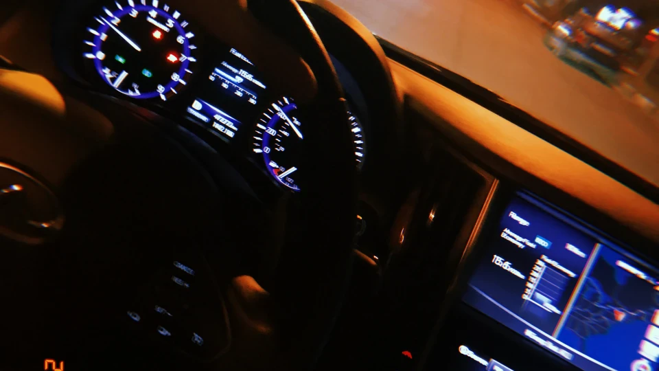 Infiniti Q50 s 3.7 awd 3