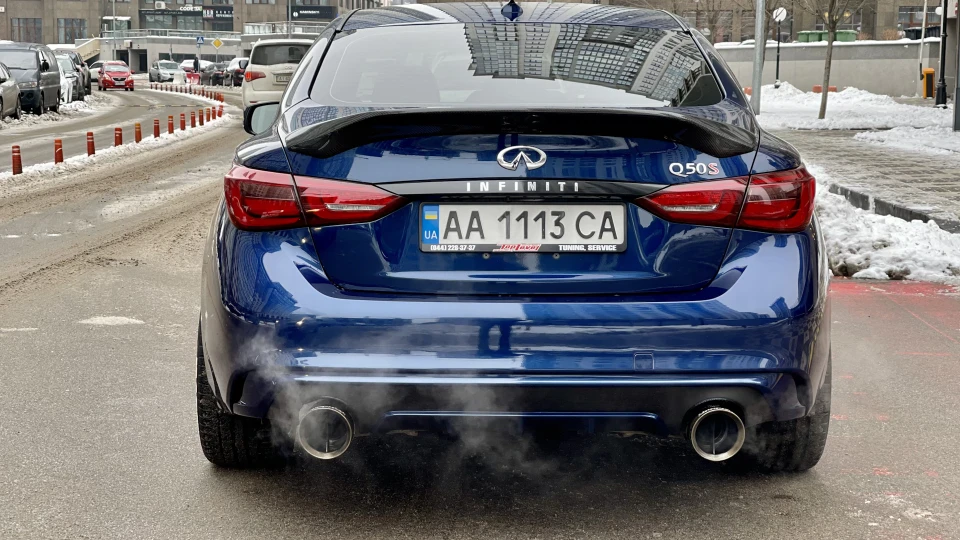 Infiniti Q50 SILVER SPORT 4