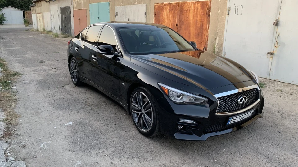 Infiniti Q50 Silver Sport 3