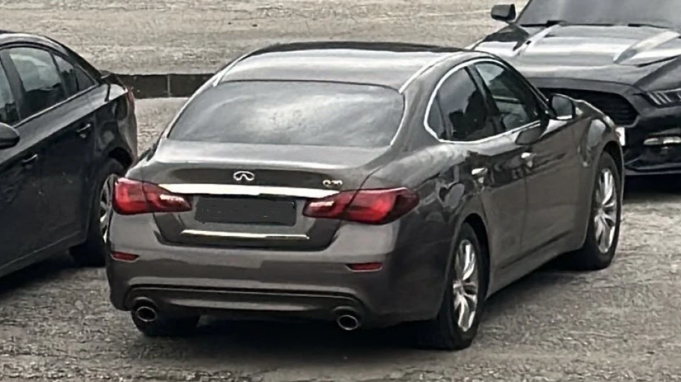 Infiniti Q70 2,5