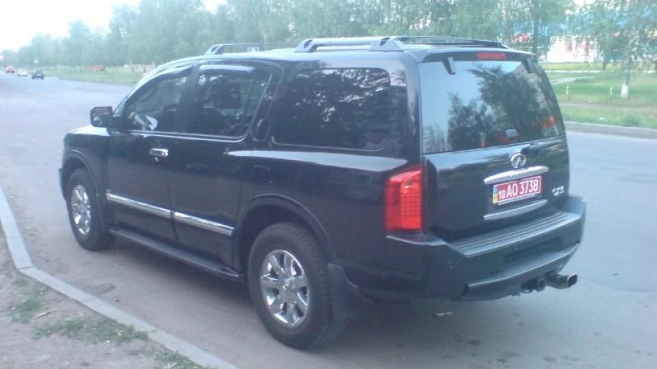 Infiniti QX Автобус 2