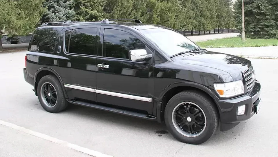 Infiniti QX56