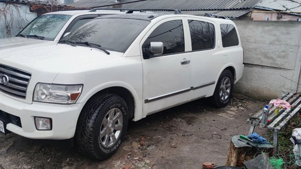 Infiniti QX56 Albino Behemoth 3