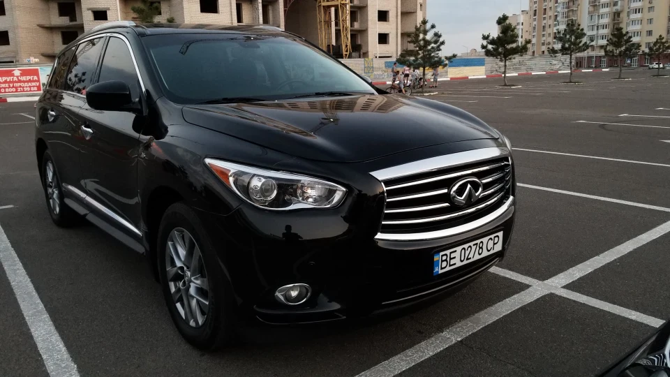 Infiniti QX60 Base 3