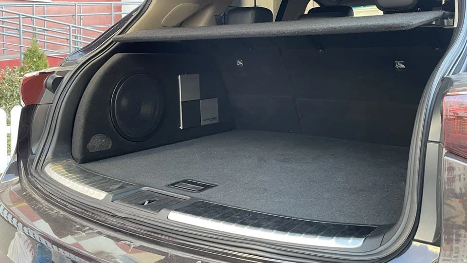 Infiniti QX70 2