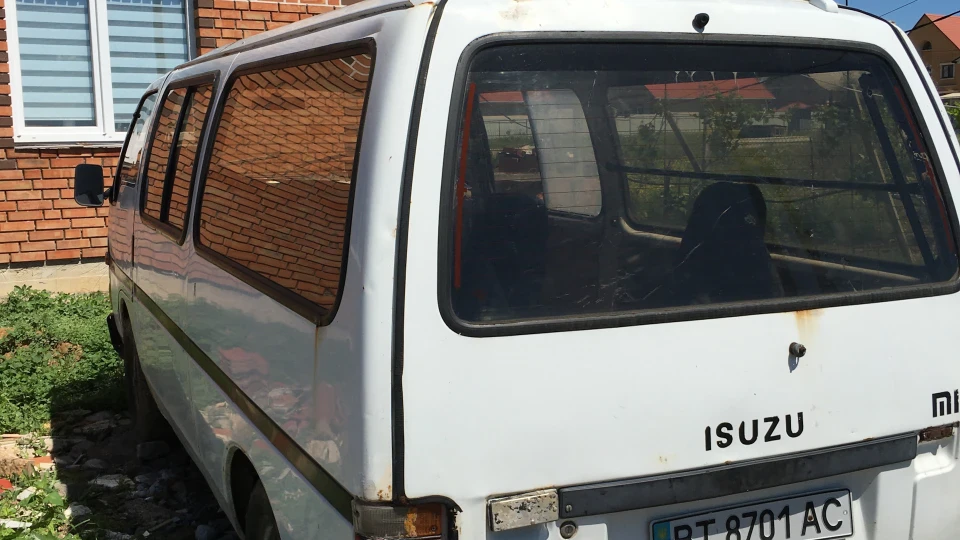 Isuzu Midi просто білий 2