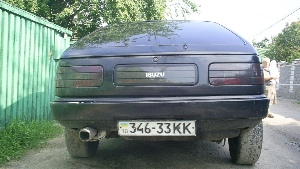 Isuzu Piazza японський ферарі 3
