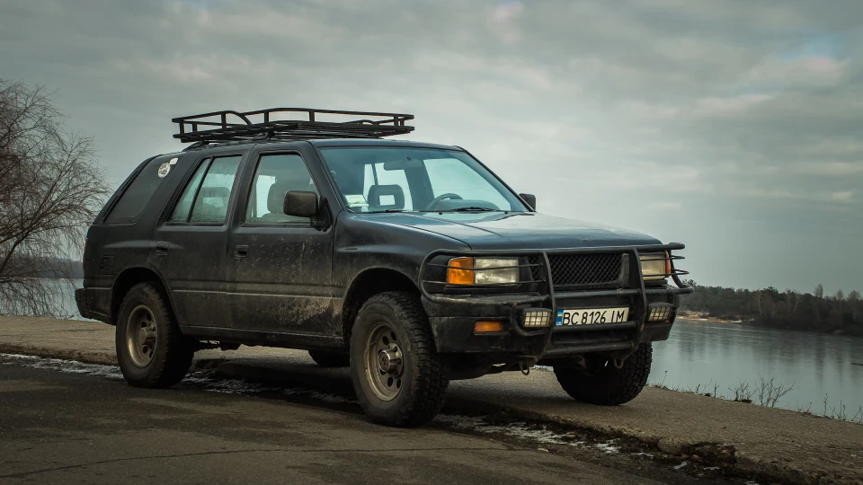 Isuzu Rodeo 2
