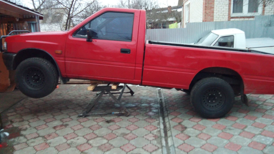 Isuzu TF 2