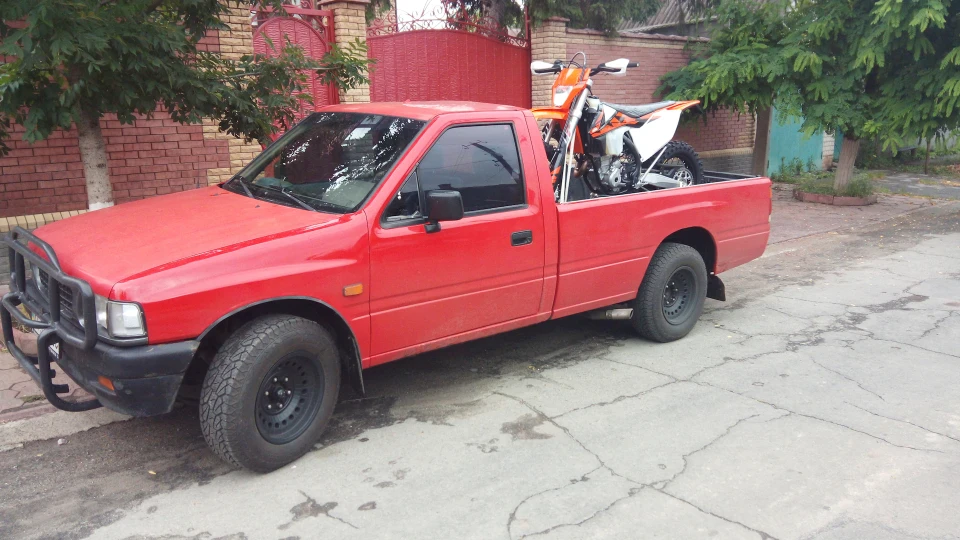 Isuzu TF 3