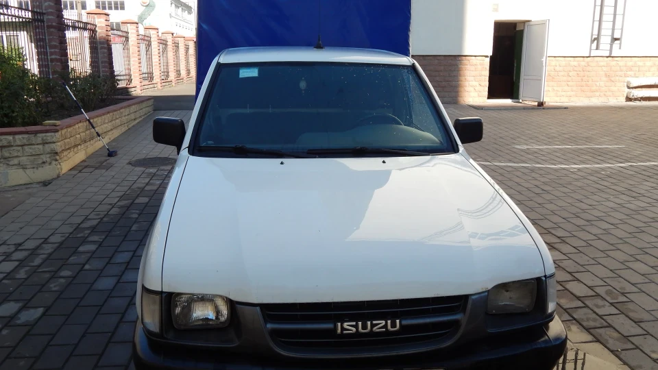 Isuzu TF 3