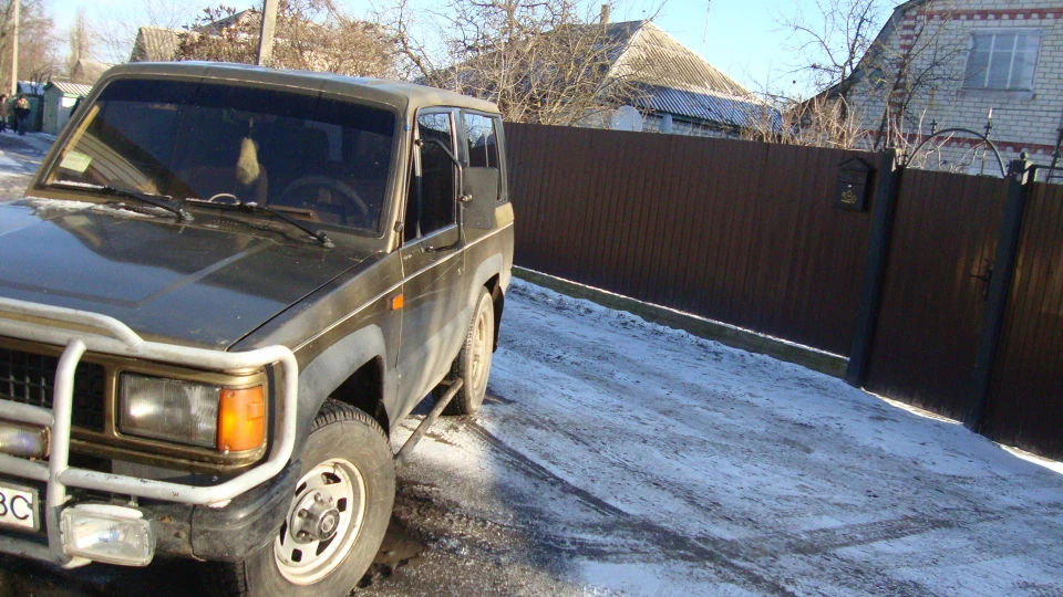 Isuzu Trooper 2
