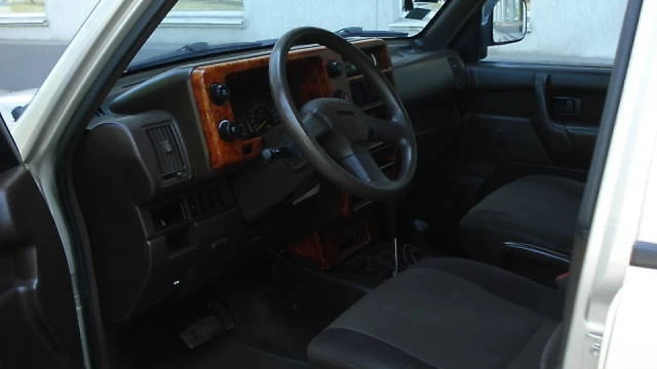 Isuzu Trooper 3