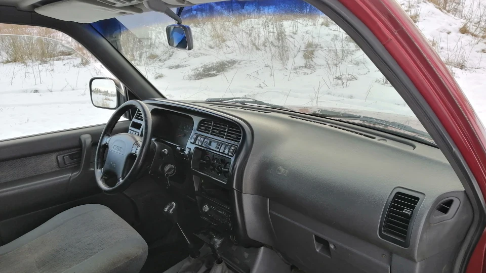 Isuzu Trooper 4