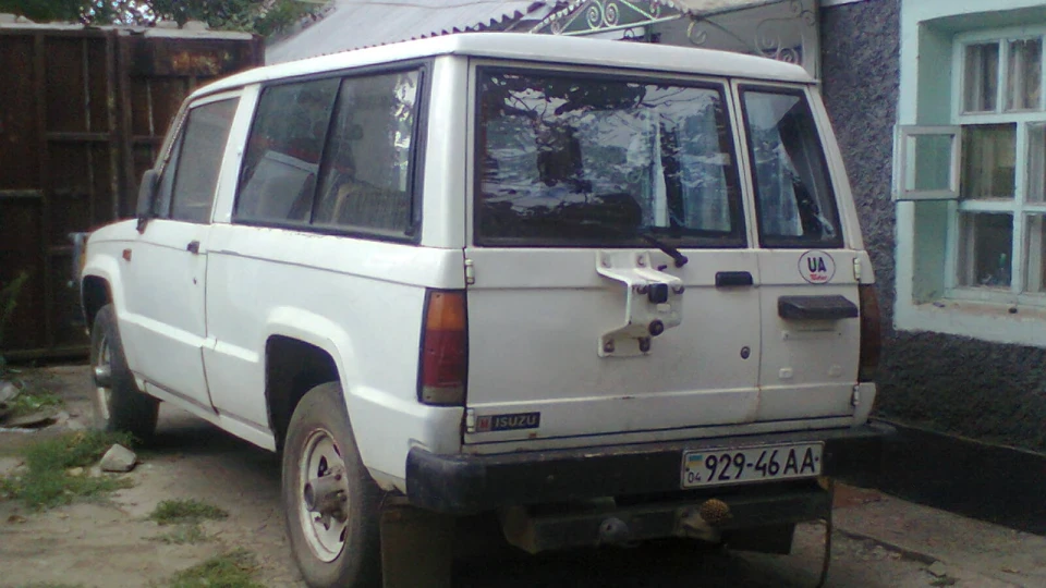 Isuzu Trooper 5