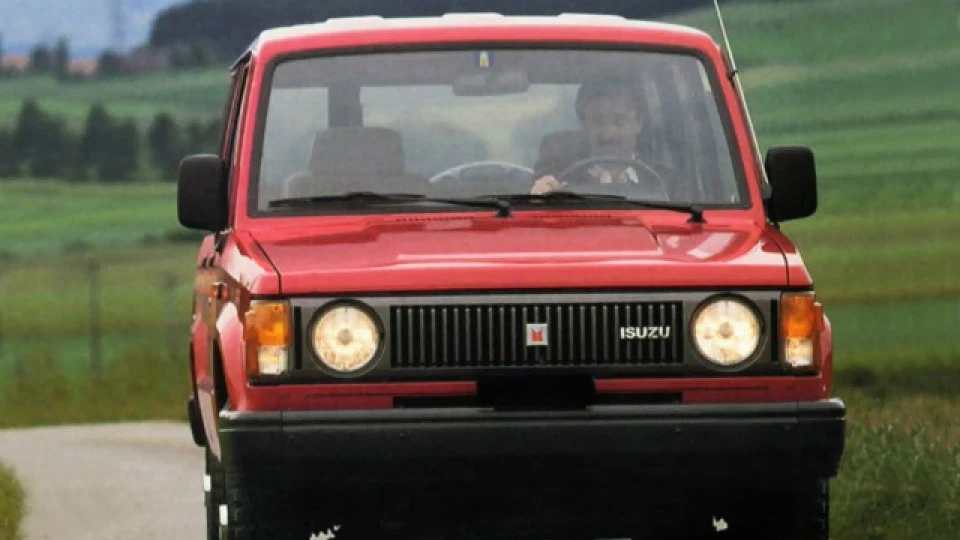 Isuzu Trooper 2.3 бензин 87 р. випуску