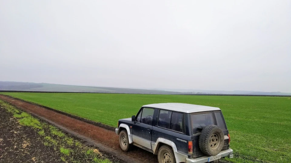 Isuzu Trooper 2.6 бензин 5
