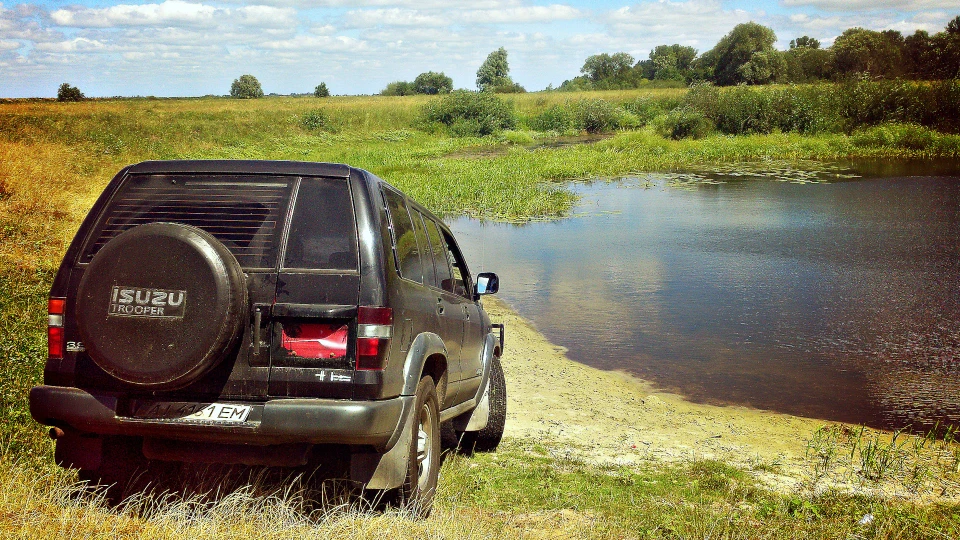 Isuzu Trooper 3.2 2