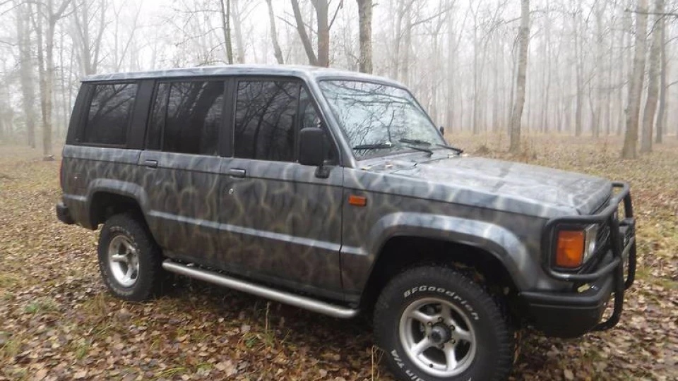 Isuzu Trooper 4ZE1-carb(רכב אספנות) 2