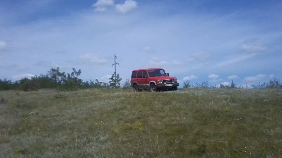 Isuzu Trooper Брутальний пройдисвіт 2