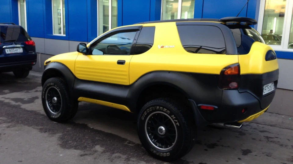 Isuzu VehiCross 4