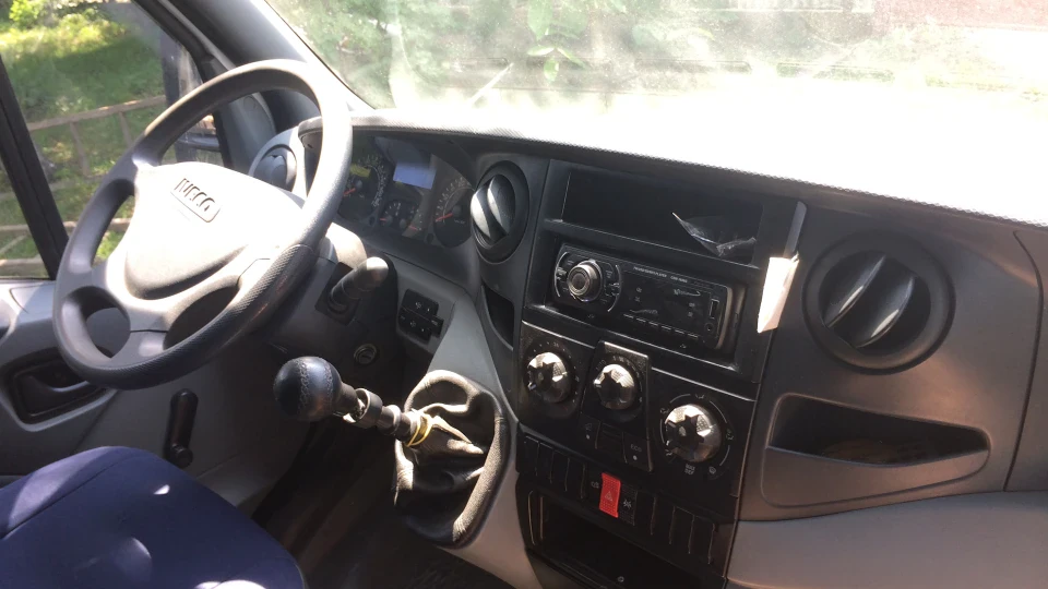 Iveco Daily Білий 3.0 л. 3