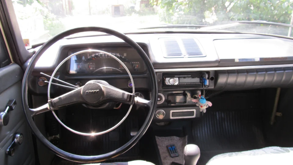 ИЖ 2125 3