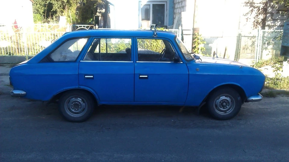 IJ 2125 Pitsunda