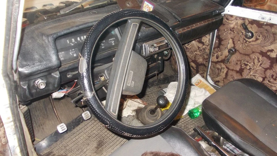 ІЖ 2715 2715 ЧОРНОКАПАТЕЛЬ