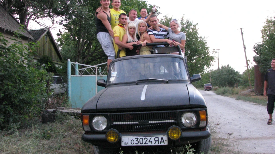 ІЖ 2715 чорно-червоний косміч 1.5 3