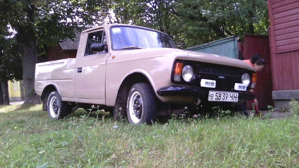 ІЖ 2715 Комплектація стандарт