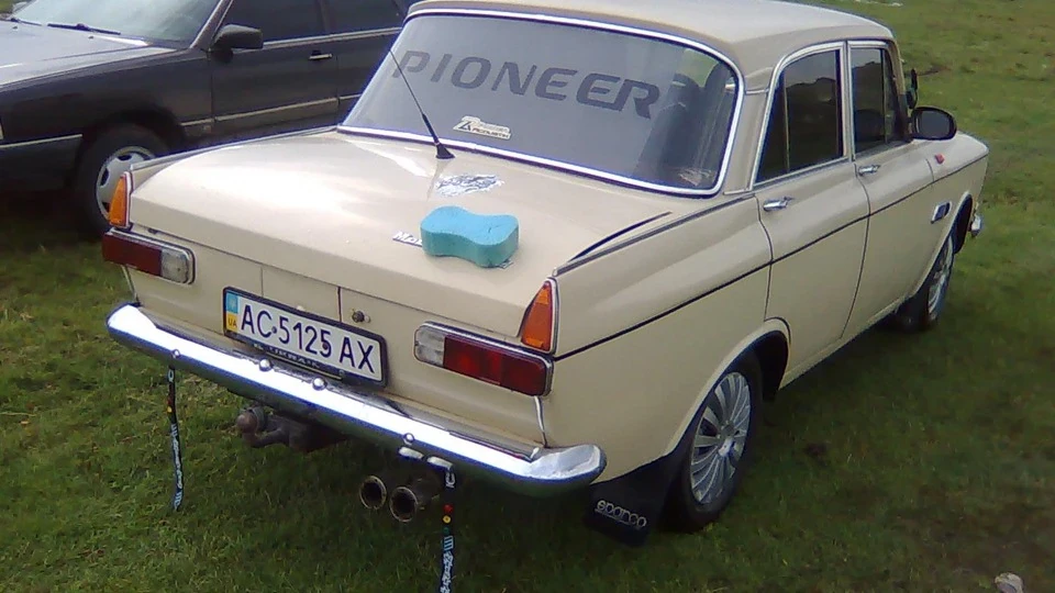ІЖ Москвич 412 1.6 90 к.с. 3