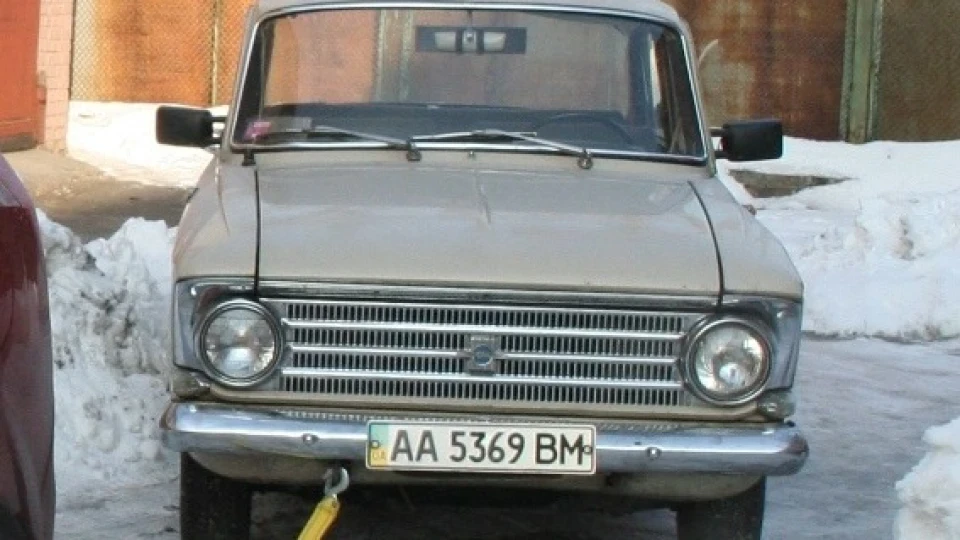 ІЖ Москвич 412 бежевий за паспортом 4