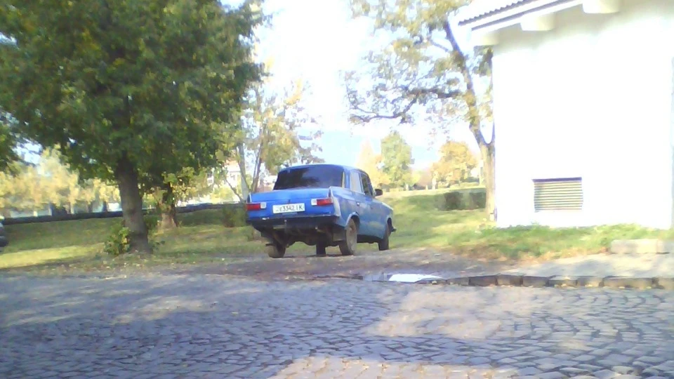ІЖ Москвич 412 Дракоша 4