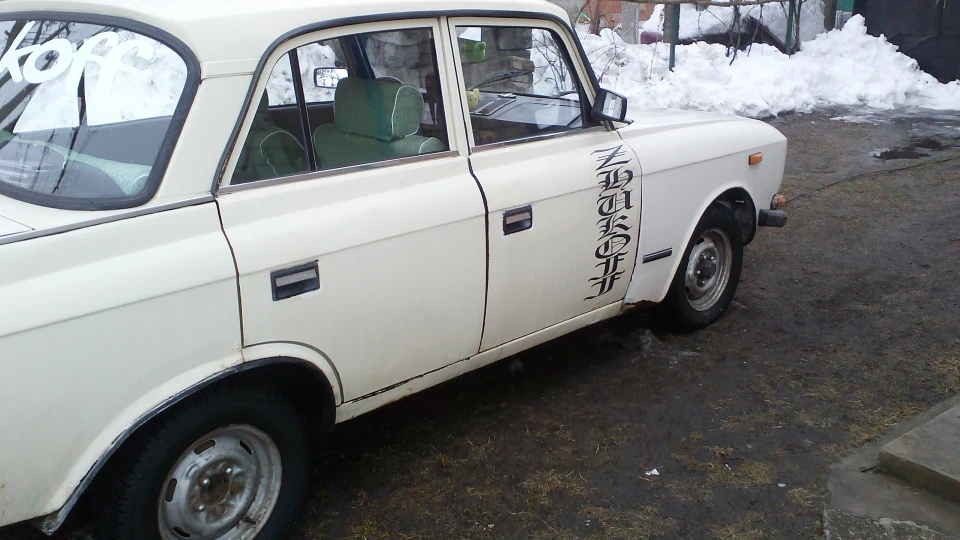 ІЖ Москвич 412 komunism muscule car 2