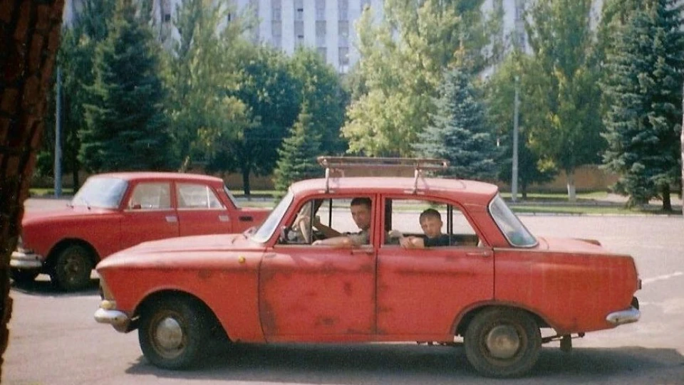ІЖ Москвич 412 Червоний (Бідуїн) 4