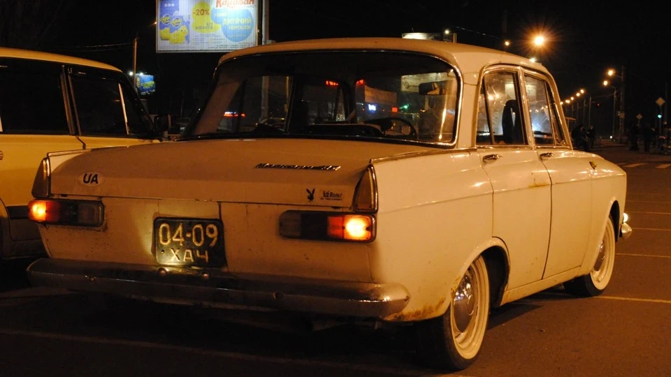 ІЖ Москвич 412 Low and Slow 3