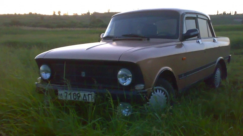 ІЖ Москвич 412 ніжний дідок 3