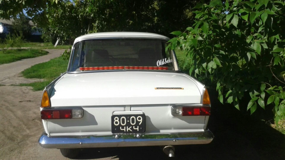ІЖ Москвич 412 Old School 2