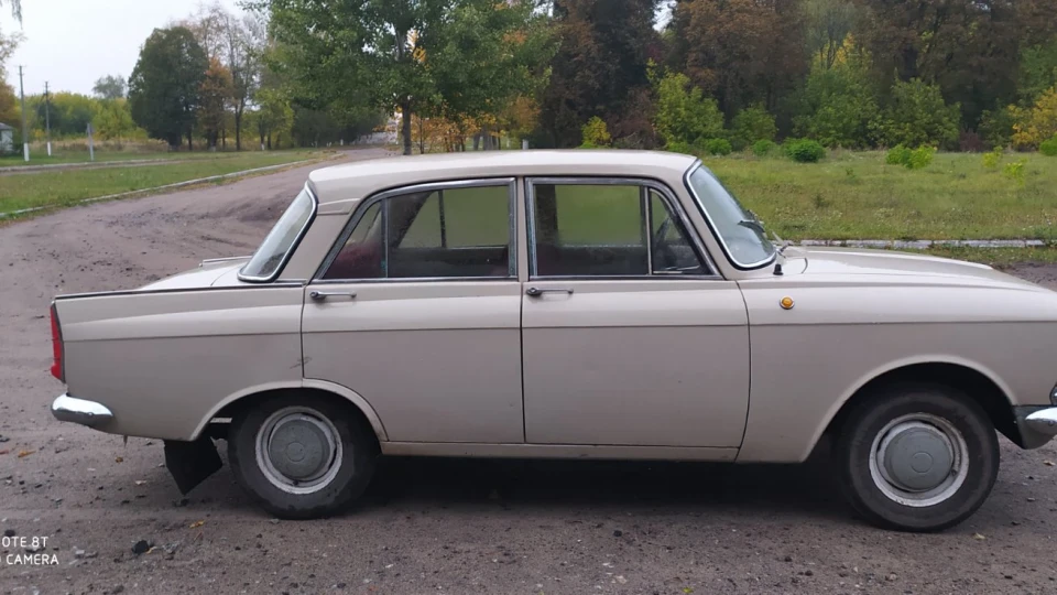 ІЖ Москвич 412 Сатурн Лайф 4 3