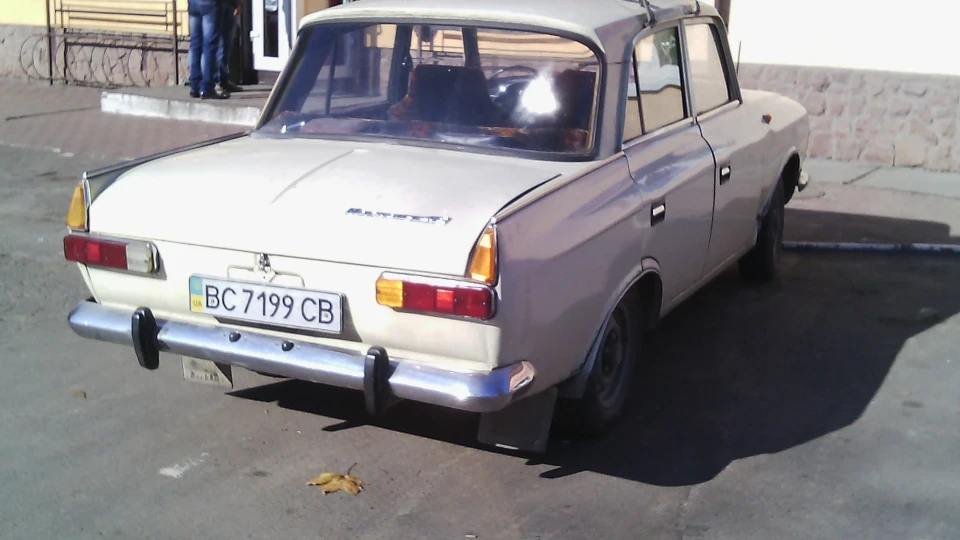 ІЖ Москвич 412 Жадібний Лотус 3