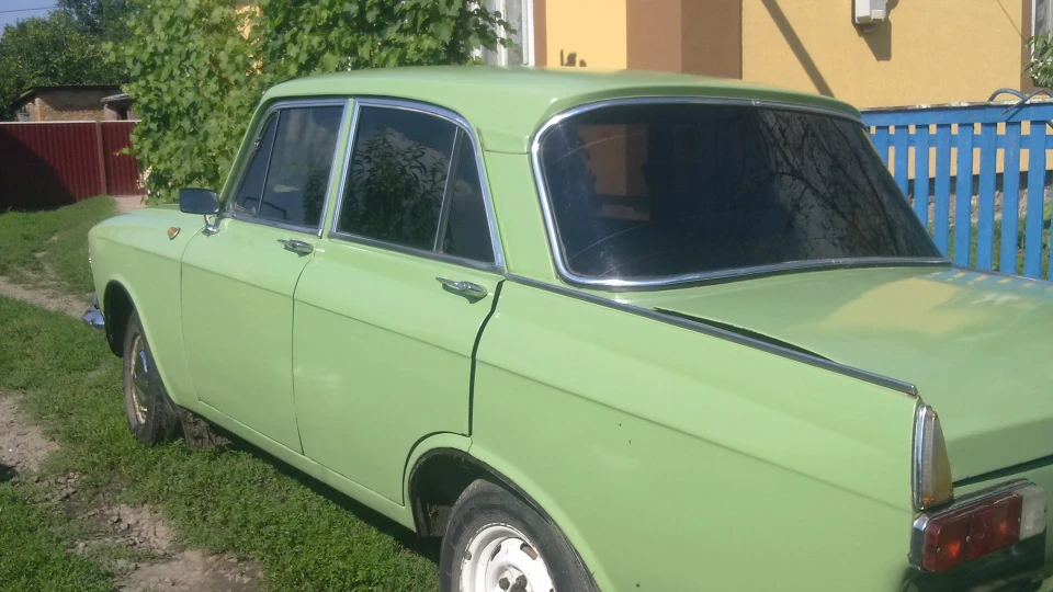 ІЖ Москвич 412 Зелена класика 3