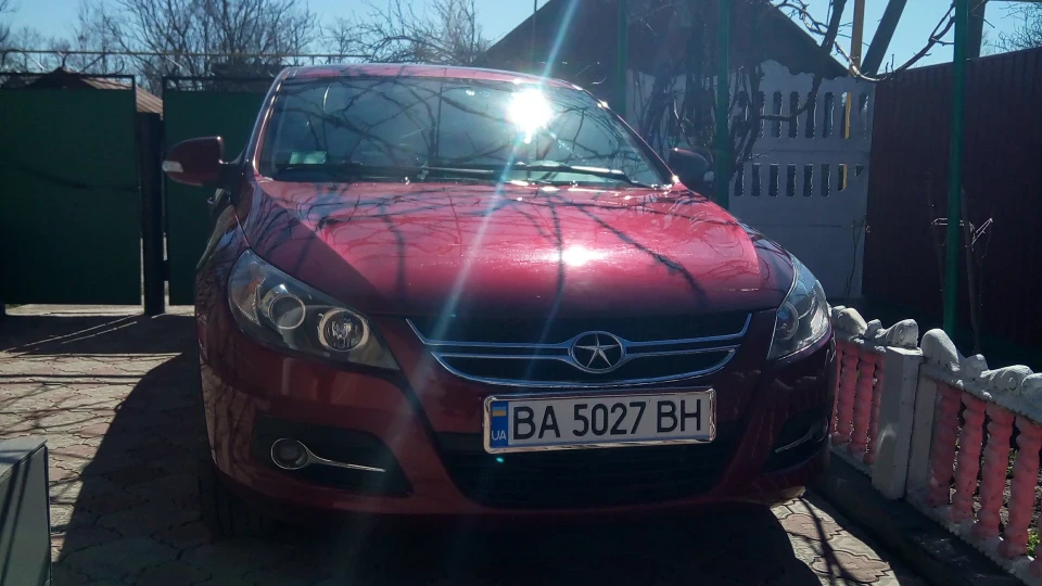 JAC J5 Червоний металік 2