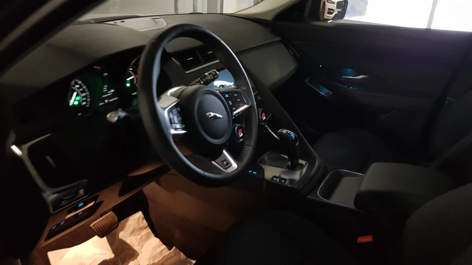 Jaguar E-Pace Corris grey D150 3