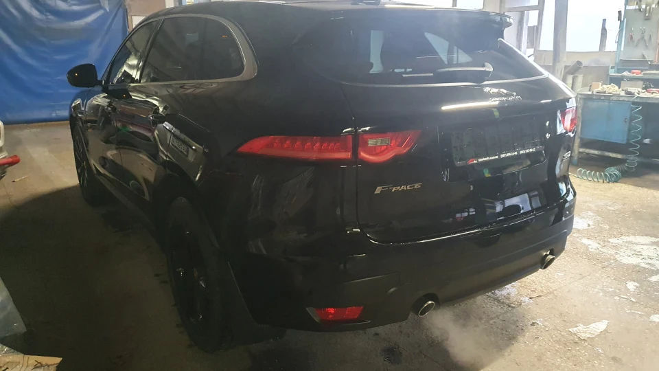 Jaguar F-Pace