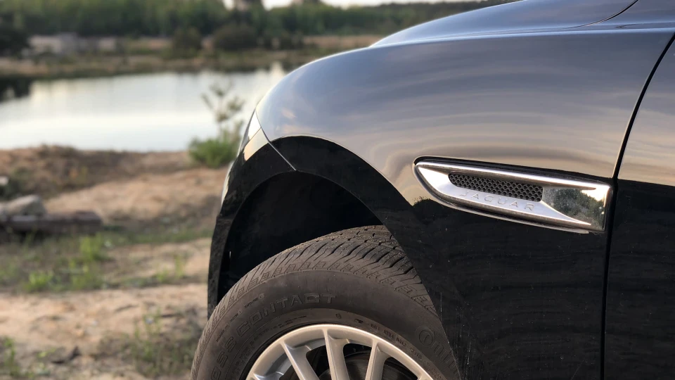 Jaguar F-Pace 2.0 4