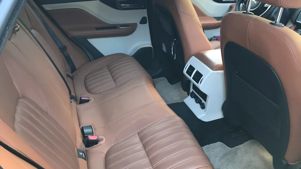 Jaguar F-Pace Portfolio 2